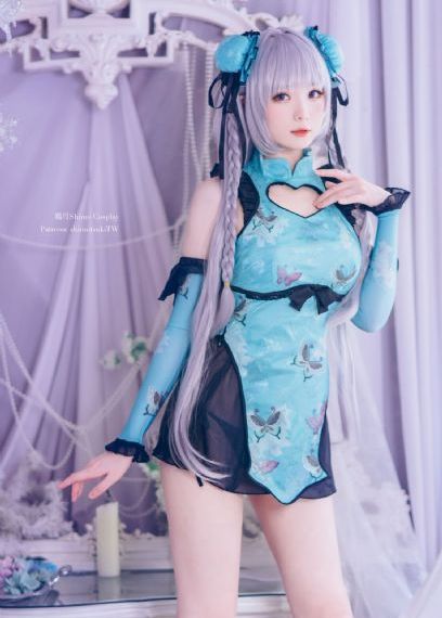 三个美妇跪着用嘴伺候高h